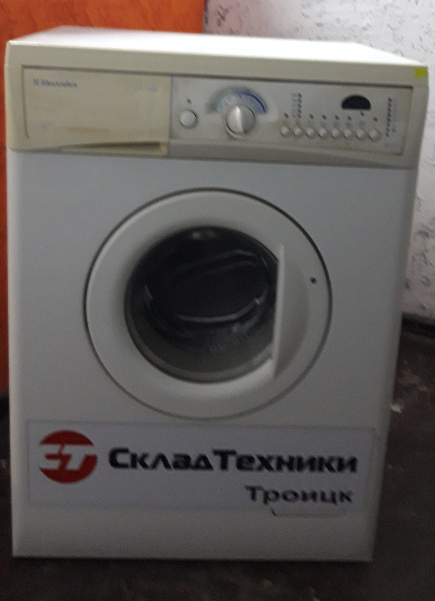 Стиральная машина Electrolux EW 1277 F